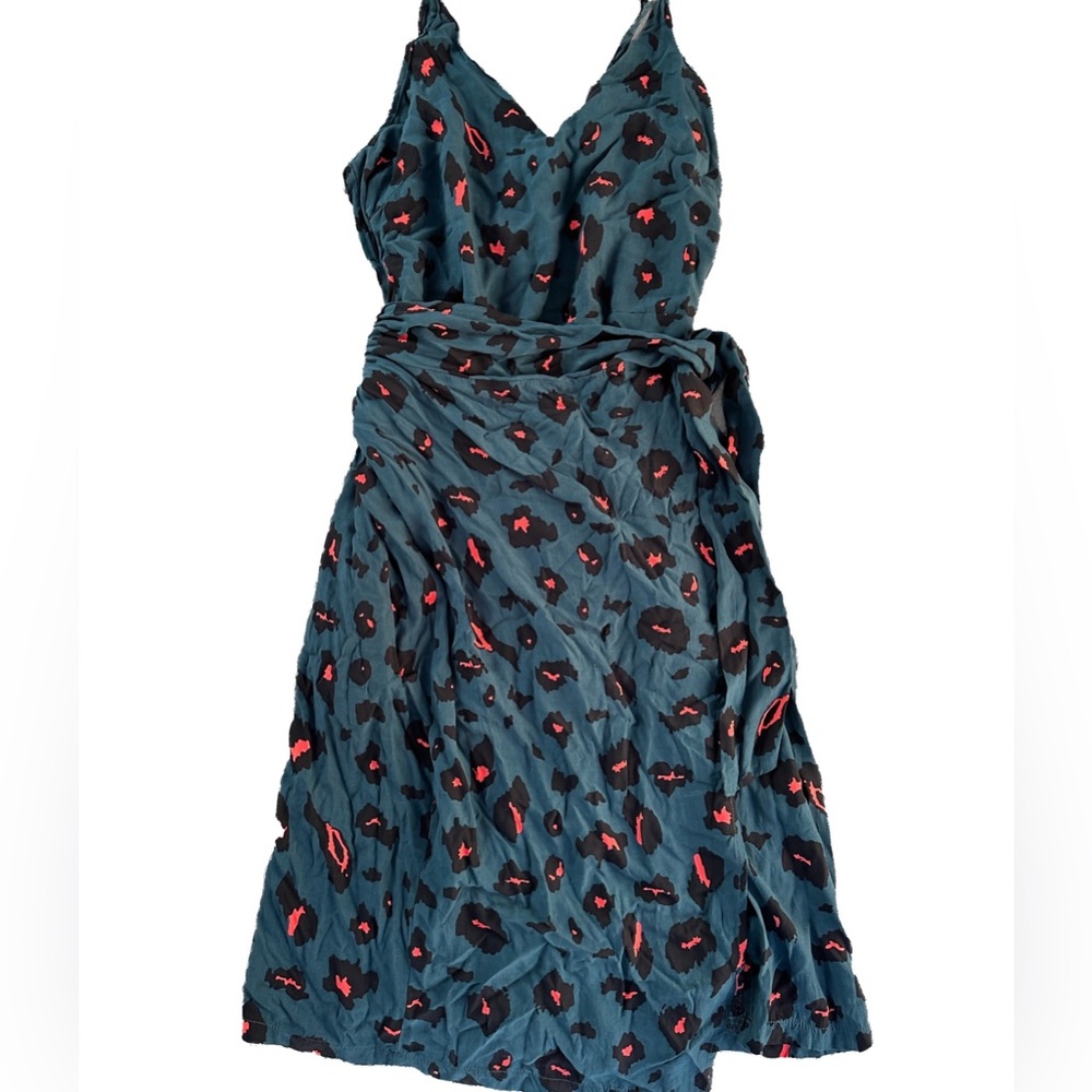 SHEIN Leopard Wrap Midi Dress • Size 8